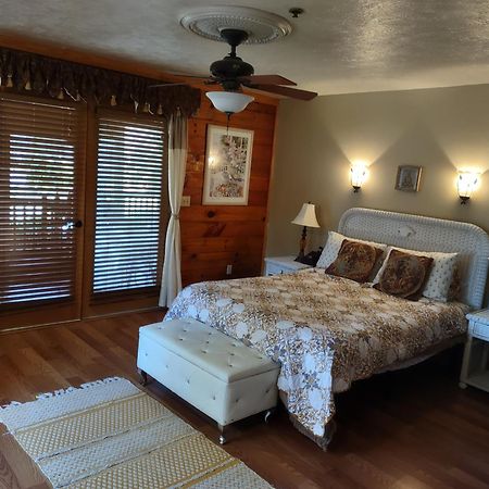 Lake Helen Cabin On The Lake المظهر الخارجي الصورة